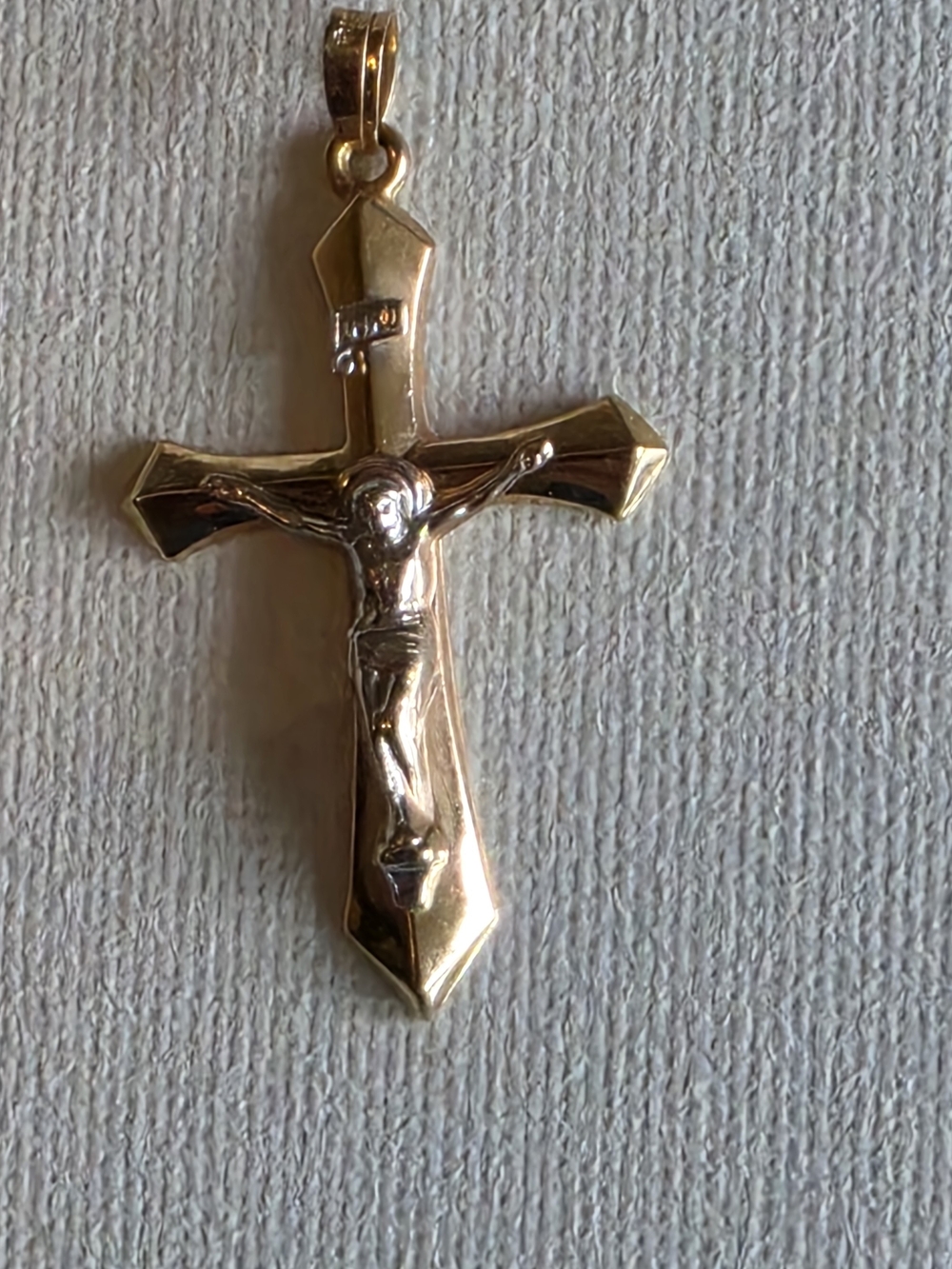 14k Gold Necklace Pendant features a Crucifix Cross design